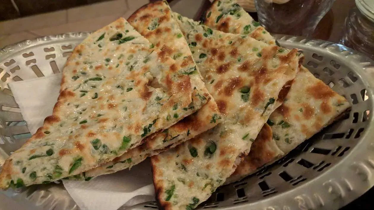 Chilli Garlic Naan