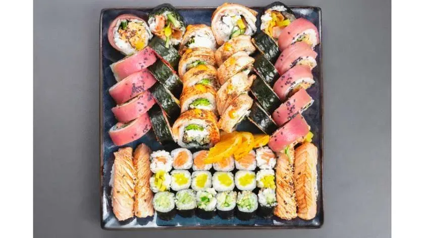 Zestaw #2 52szt 1650g*