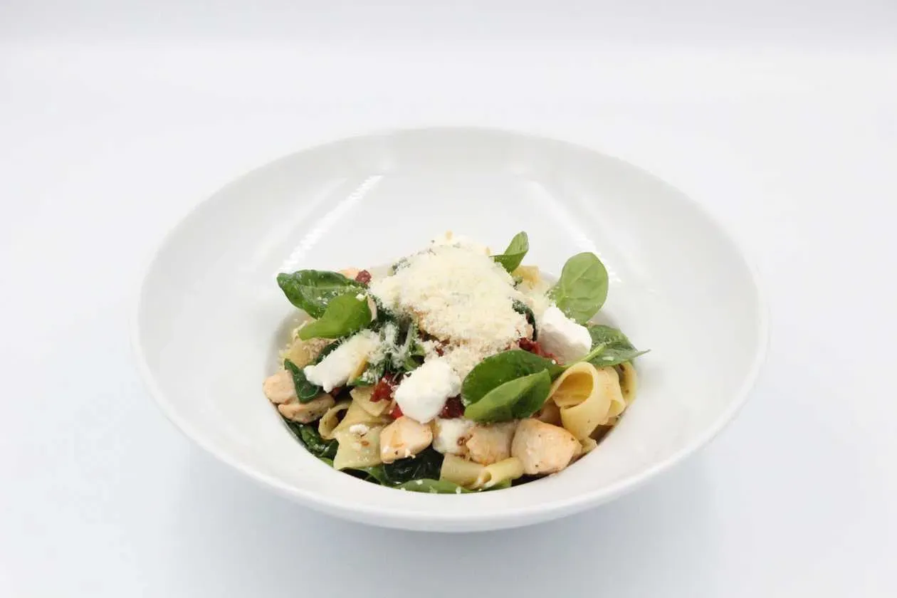 Papardelle Freschi e Pollo