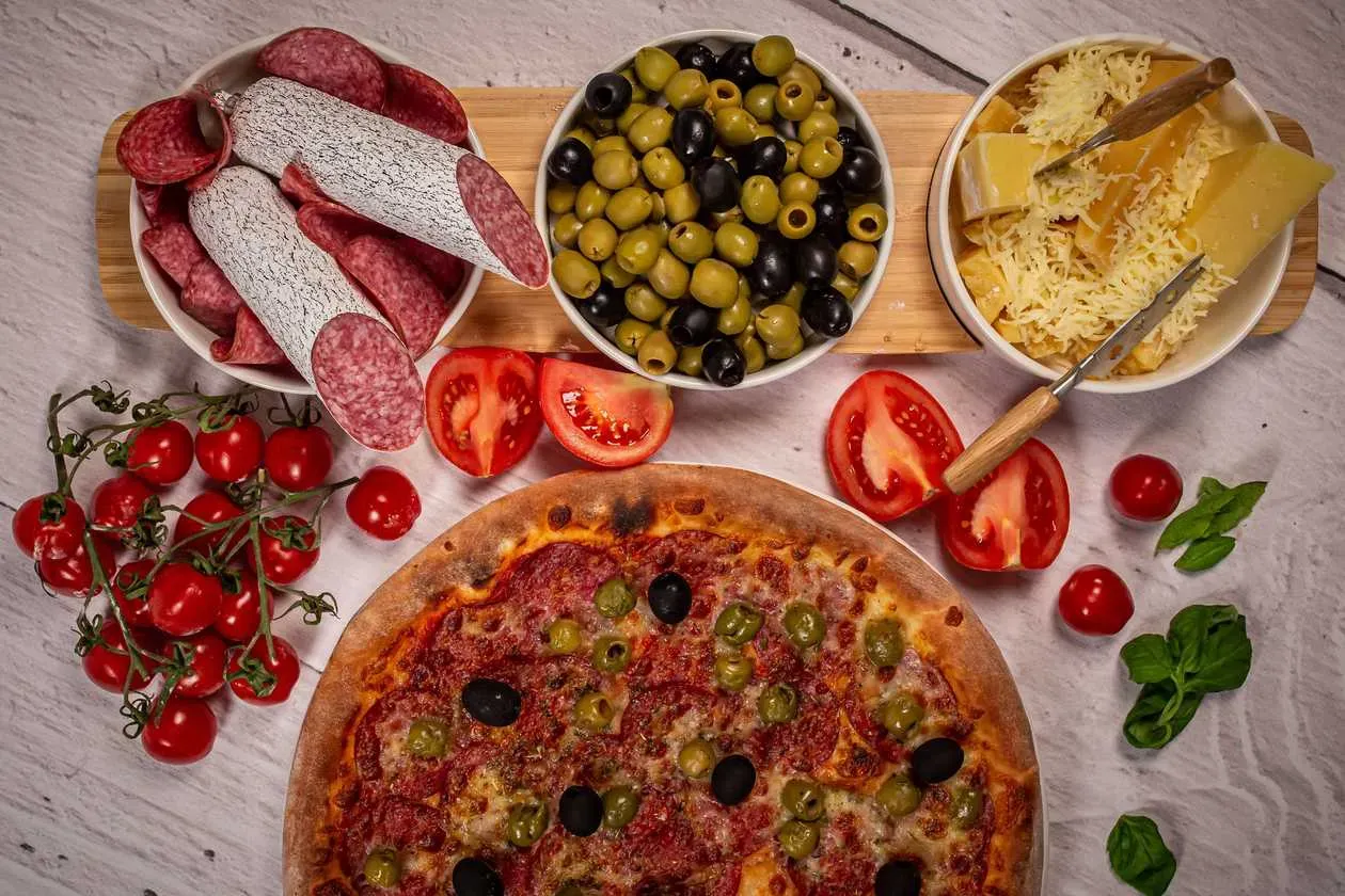 Cacciatore - Small Pizza