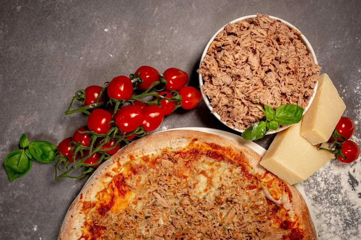 Pescatore - Large Pizza