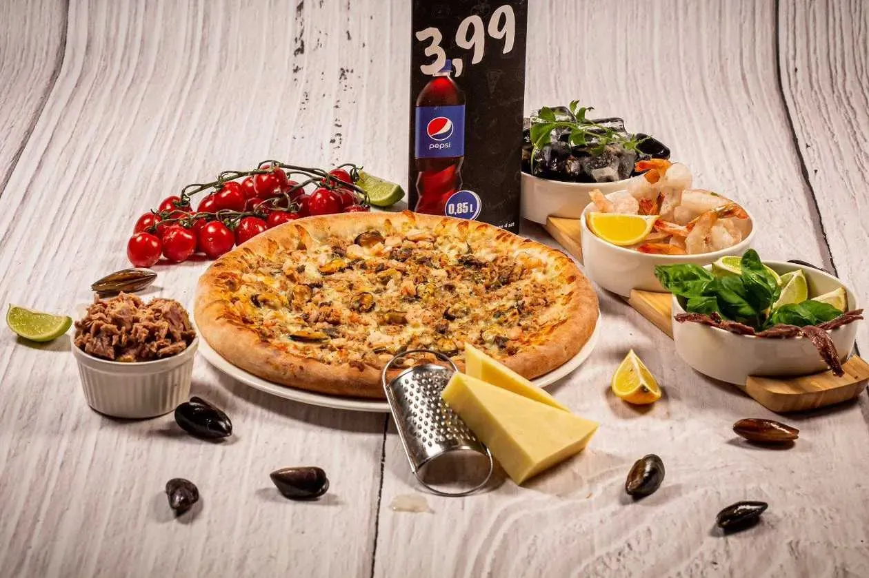 Frutti Di Mare - Large Pizza