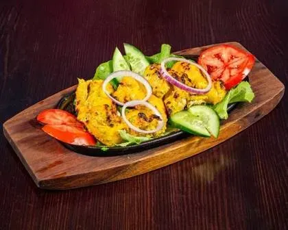 Kolendra Kebab  (Do tego proponujemy Ryż basmati oraz Chleb Naan)