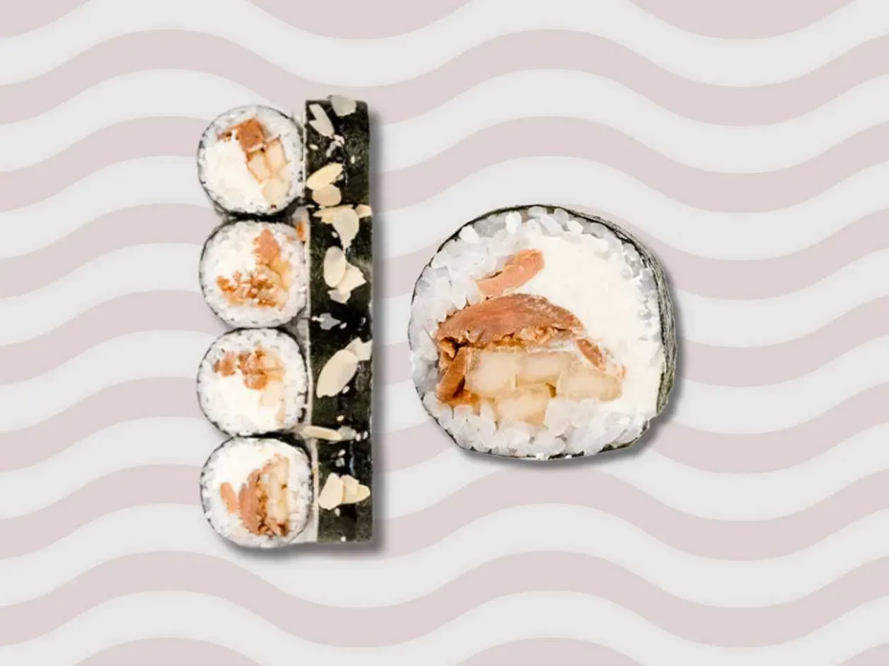 Futomaki ze smażonym łososiem i gruszką 290g (8szt)