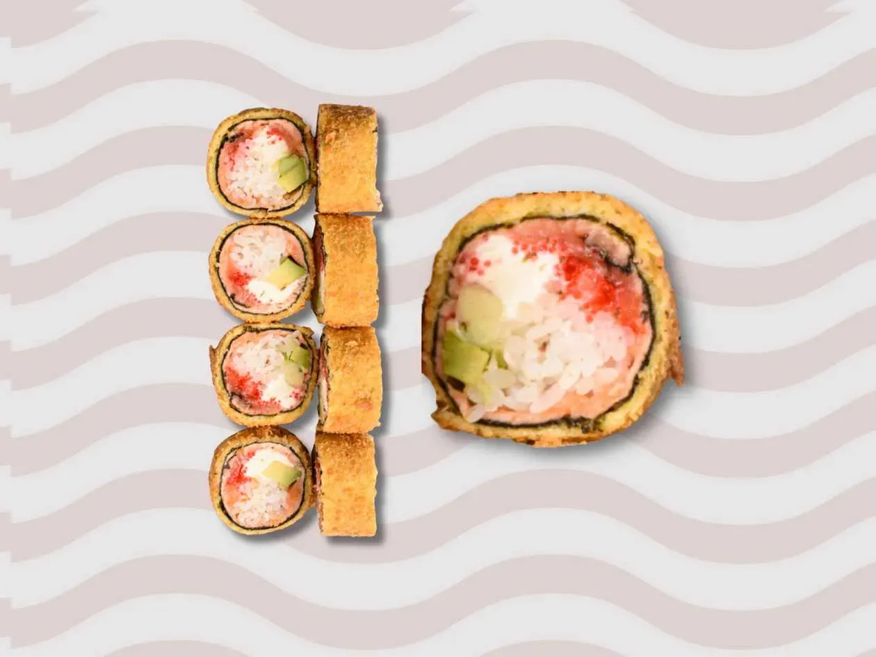 Hot Roll z łososiem i masago 340g (8szt)