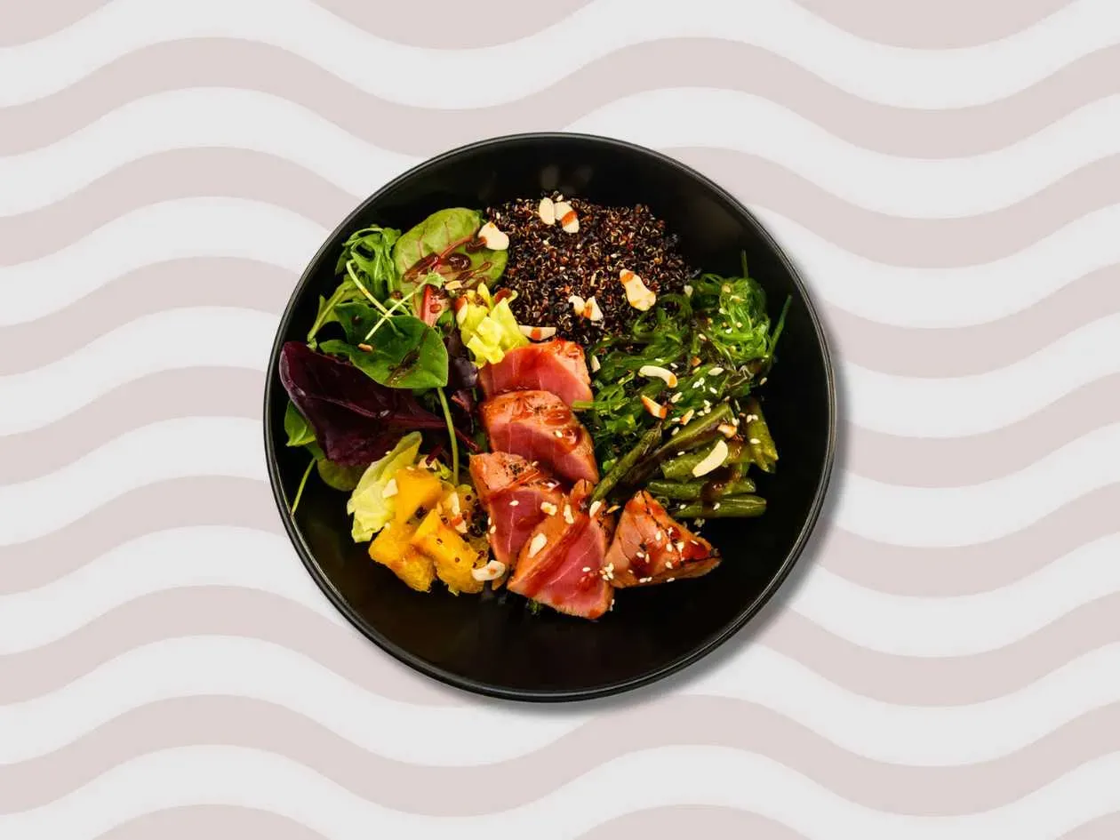 Bowl z tuńczykiem i quinoa 320g