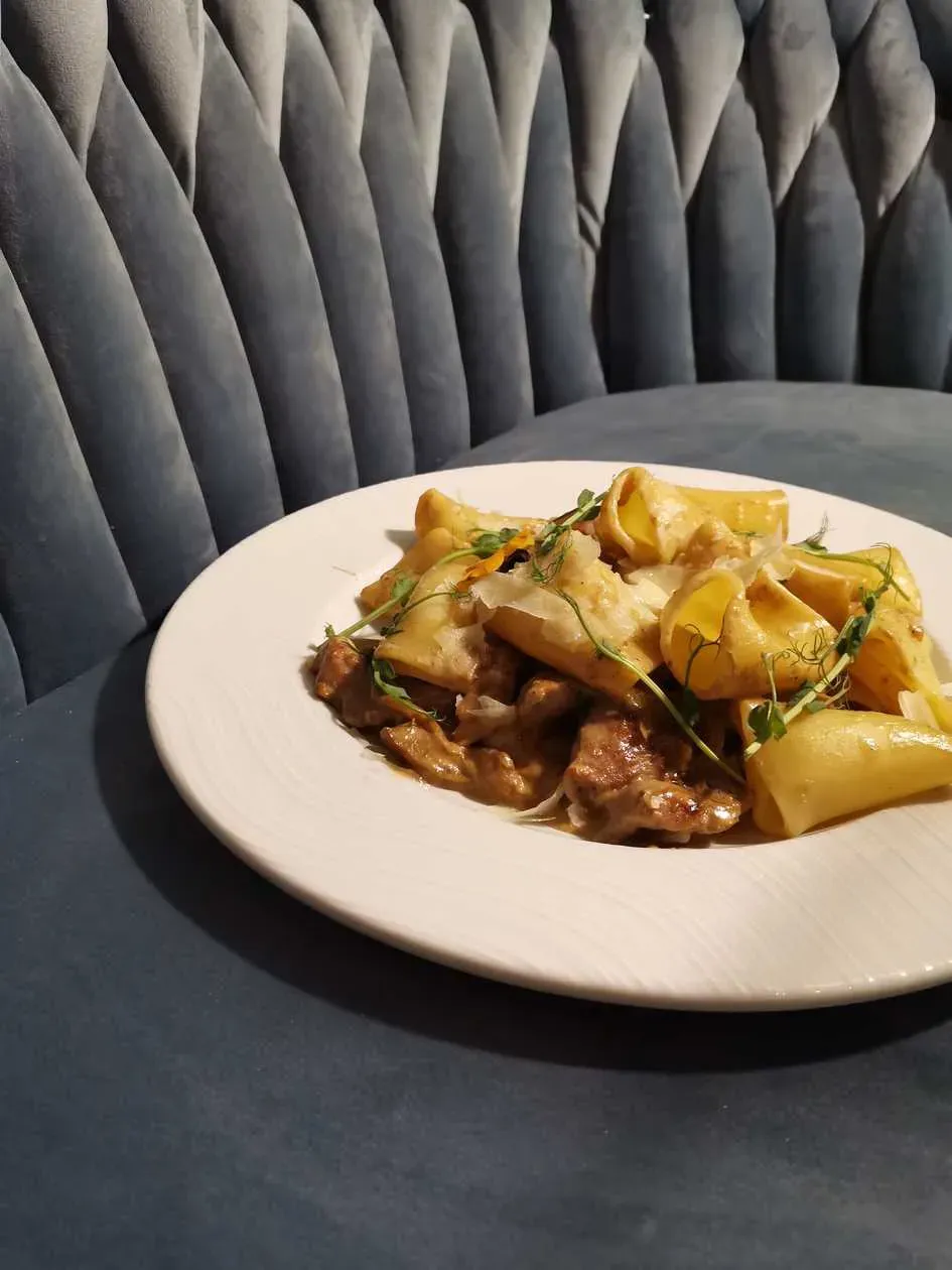 Paccheri al sugo di porcini