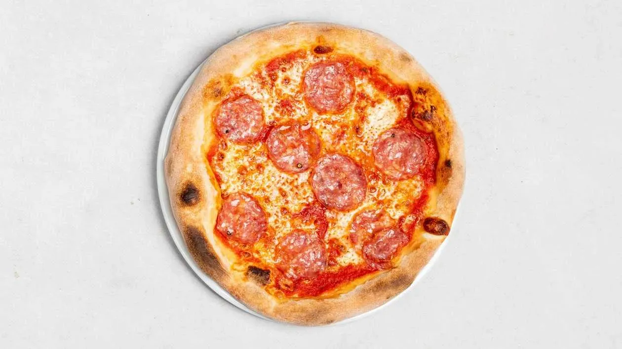Pizza Salami / bez lakto