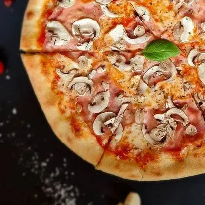 Capriciosa Pizza