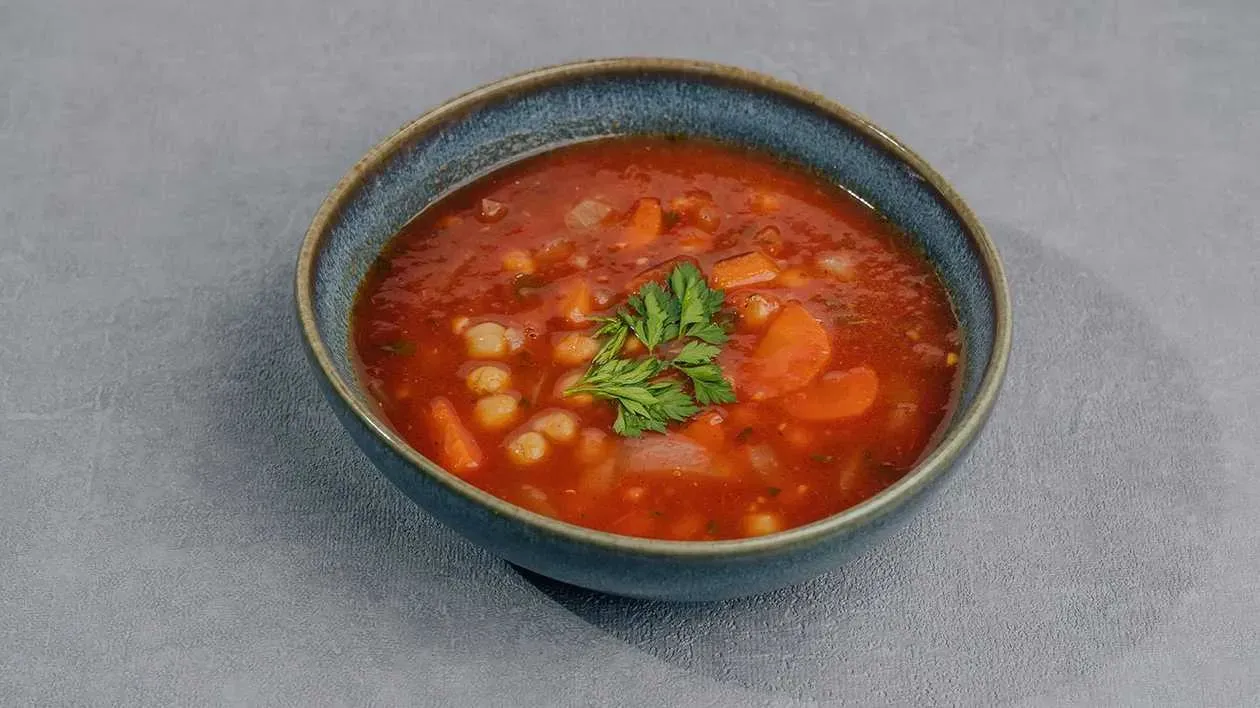 Lebanese Soup with Chickpeas