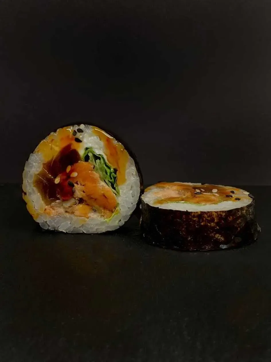 Futomaki Roasted Salmon