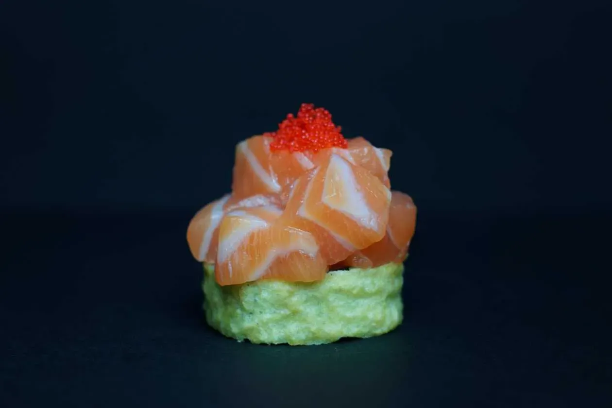 Futomaki Sake Tatar Tempura