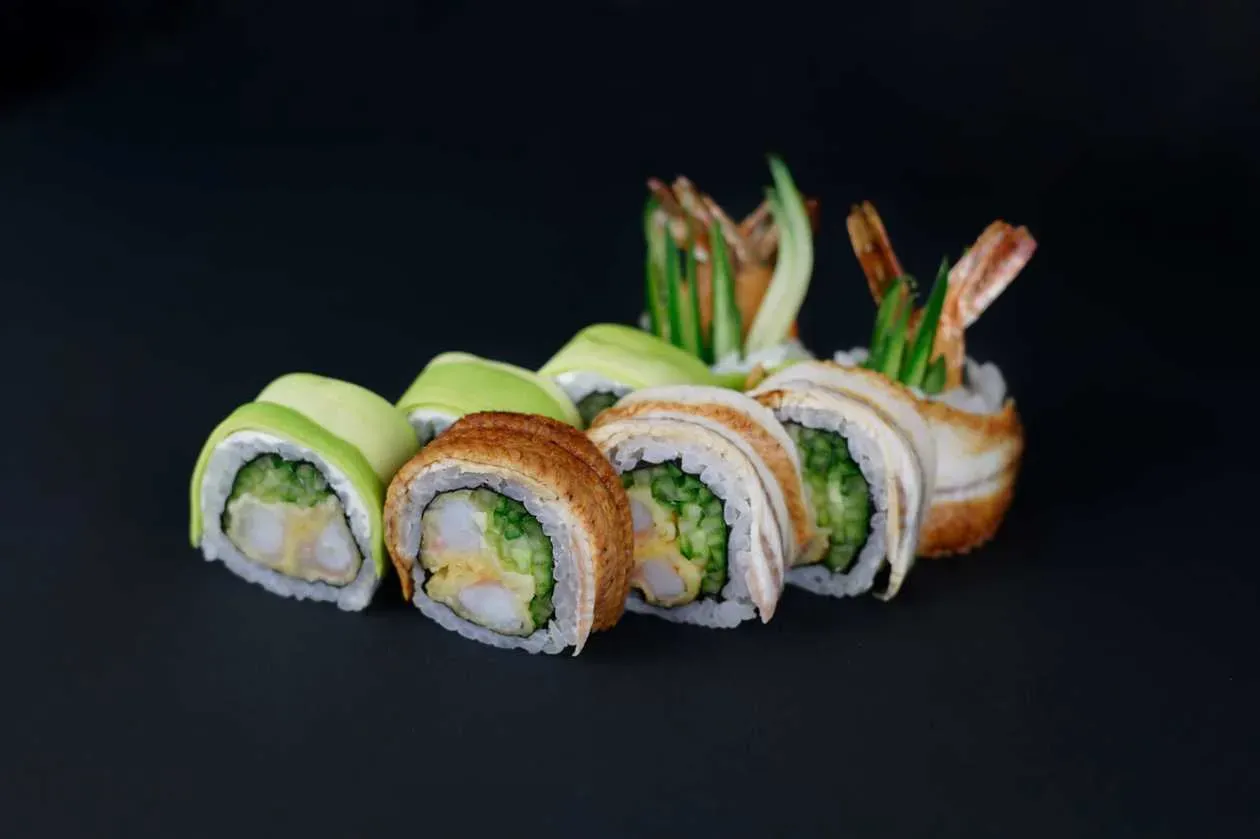 DRAGON DELUXE