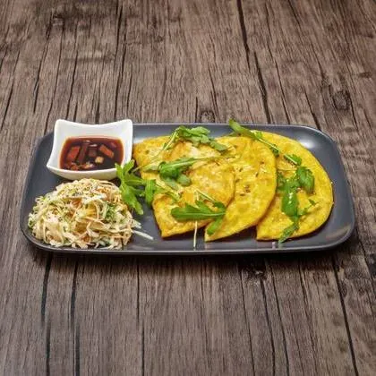 Chuushuur with Beef 3 pcs.