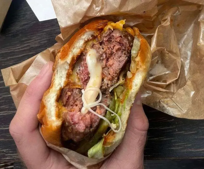 JUICY LUCY