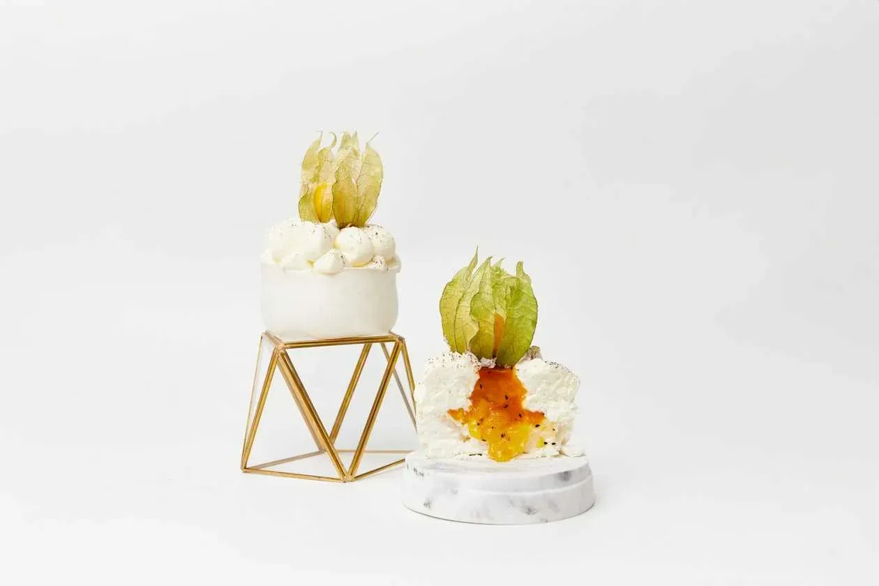 Meringue Pavlova Cake with Mango and Dragon Fruit