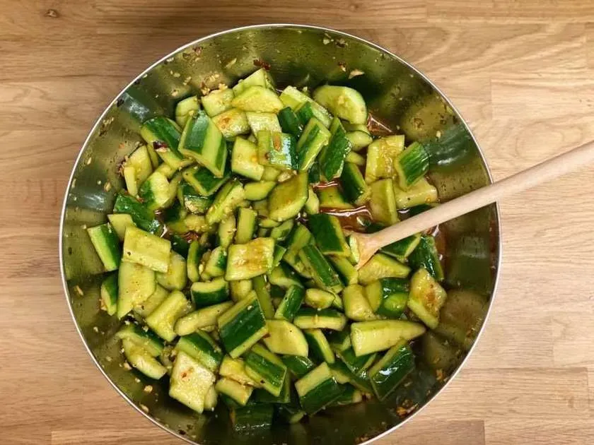 Crispy Cucumber Salad