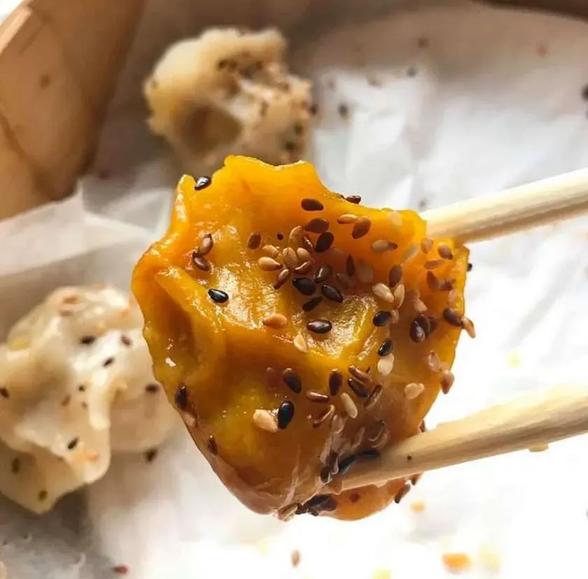 Jiaozi with Chicken with Pak Choy in Hoisin Sauce