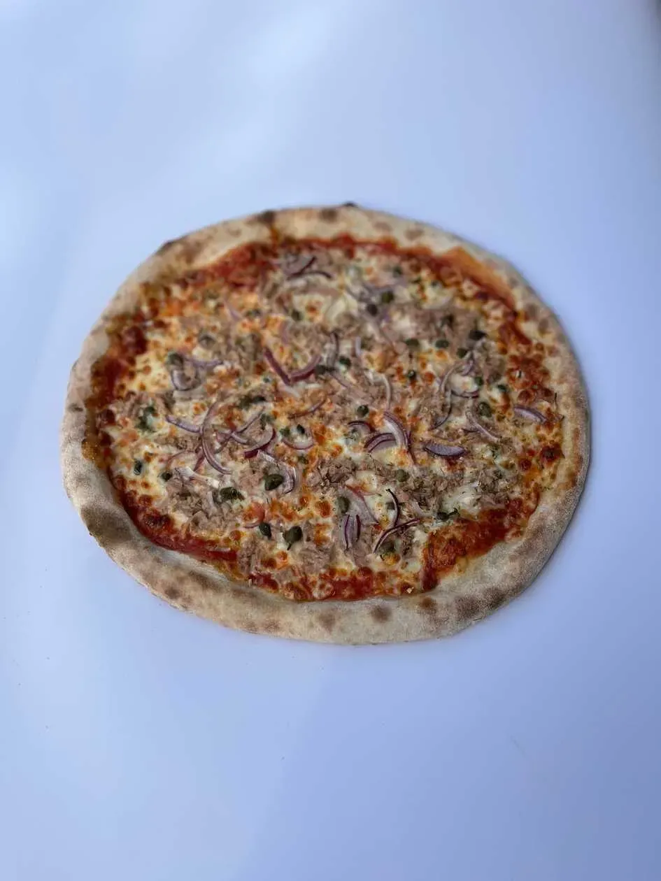 Pizza Tonno