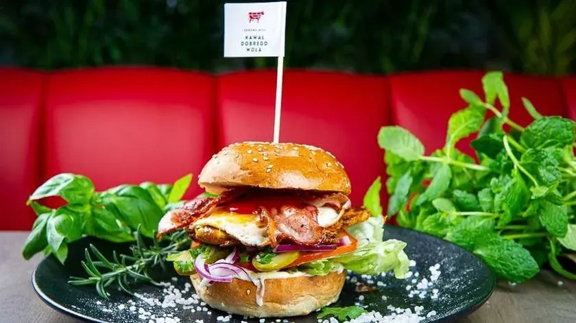 Madame Chicky Burger