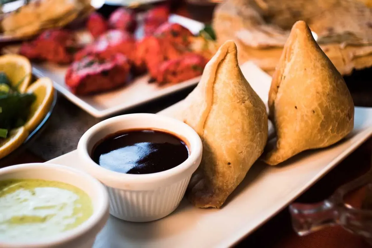 Veg Samosa (2 pcs.)