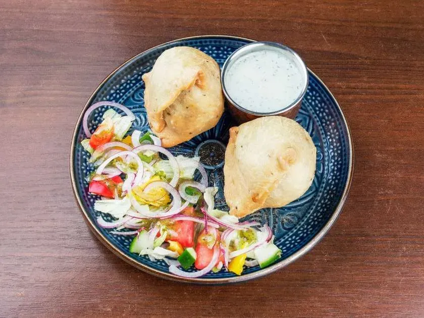 Vegetable Samosa 2pcs.