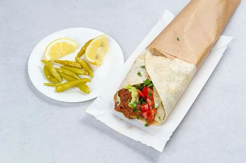 Çiğ Köfte in Tortilla