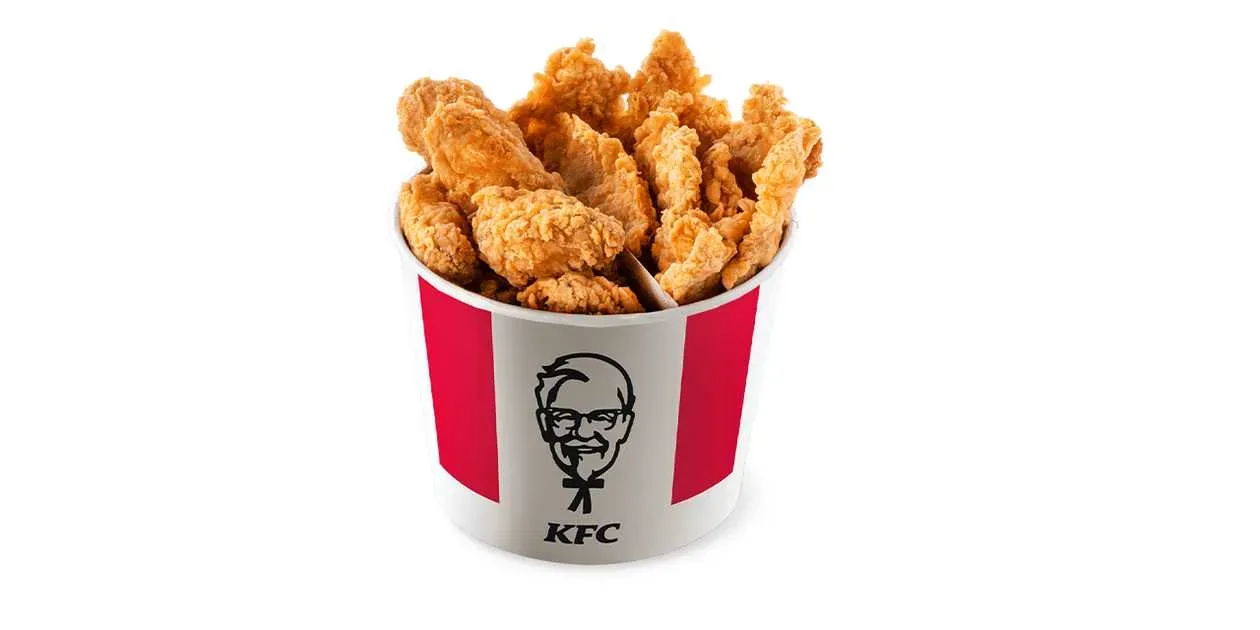 Kubełek 11 Hot Wings / 11 Strips