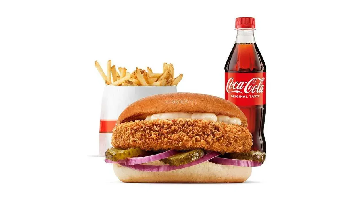 Crispy Supreme Sandwich meal