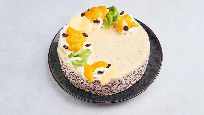 Tort bezowy - cappuccino 1.4 kg