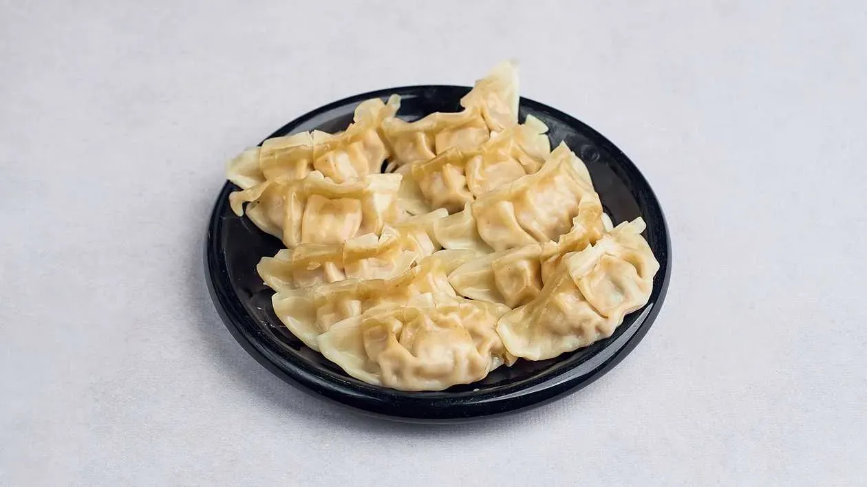 Pierogi z Kurczakiem i Warzywami 10szt