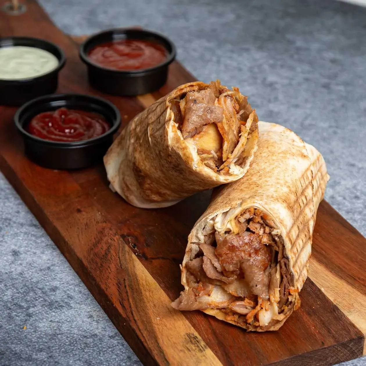 Kebab Kanapka Tortilla Samo Meat + Fries