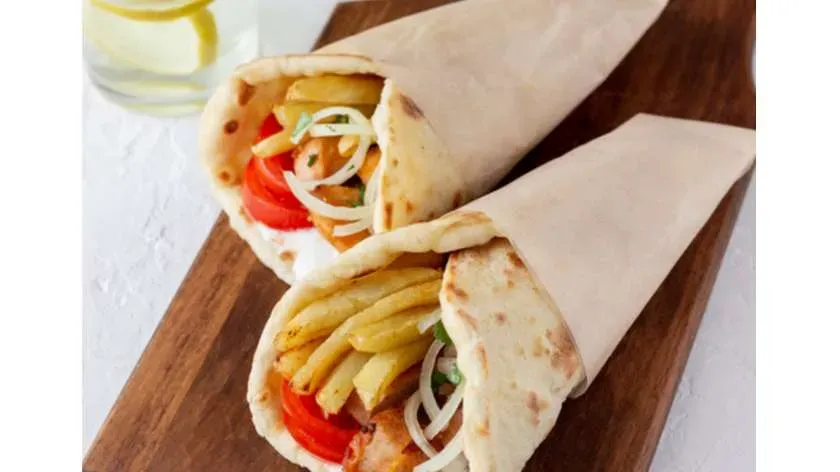 Rollo Kebab Amerykański z frytkami w środku - Super Mega
