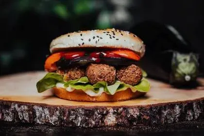 Humfalafel Burger