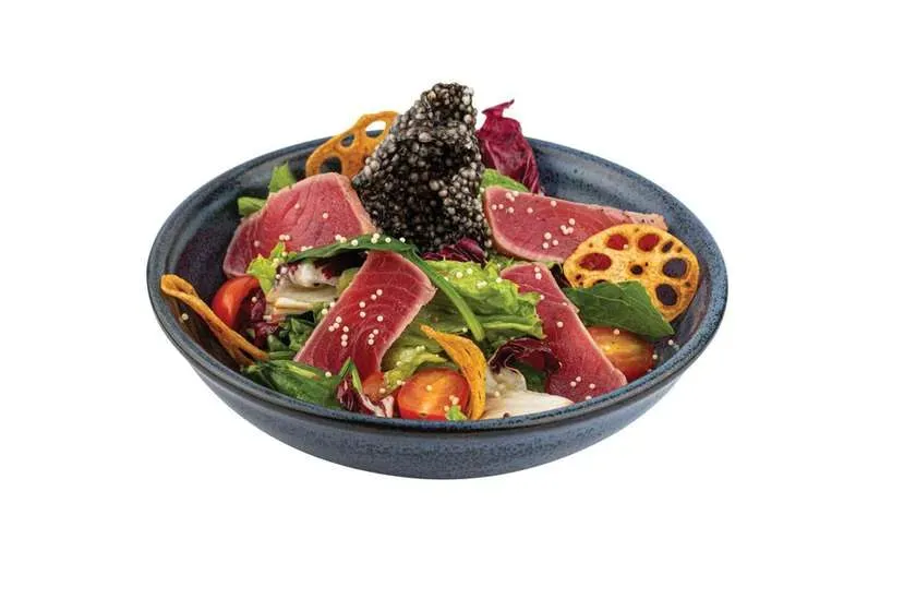 Tuna tataki salad (220g)