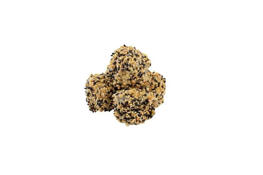 Sake Sesame Ball (8szt.)
