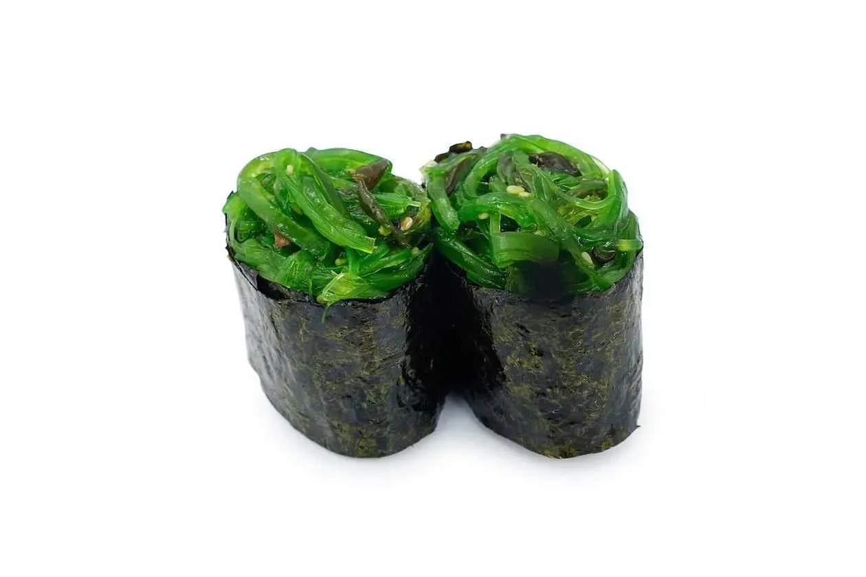 Gunkan z Wakame