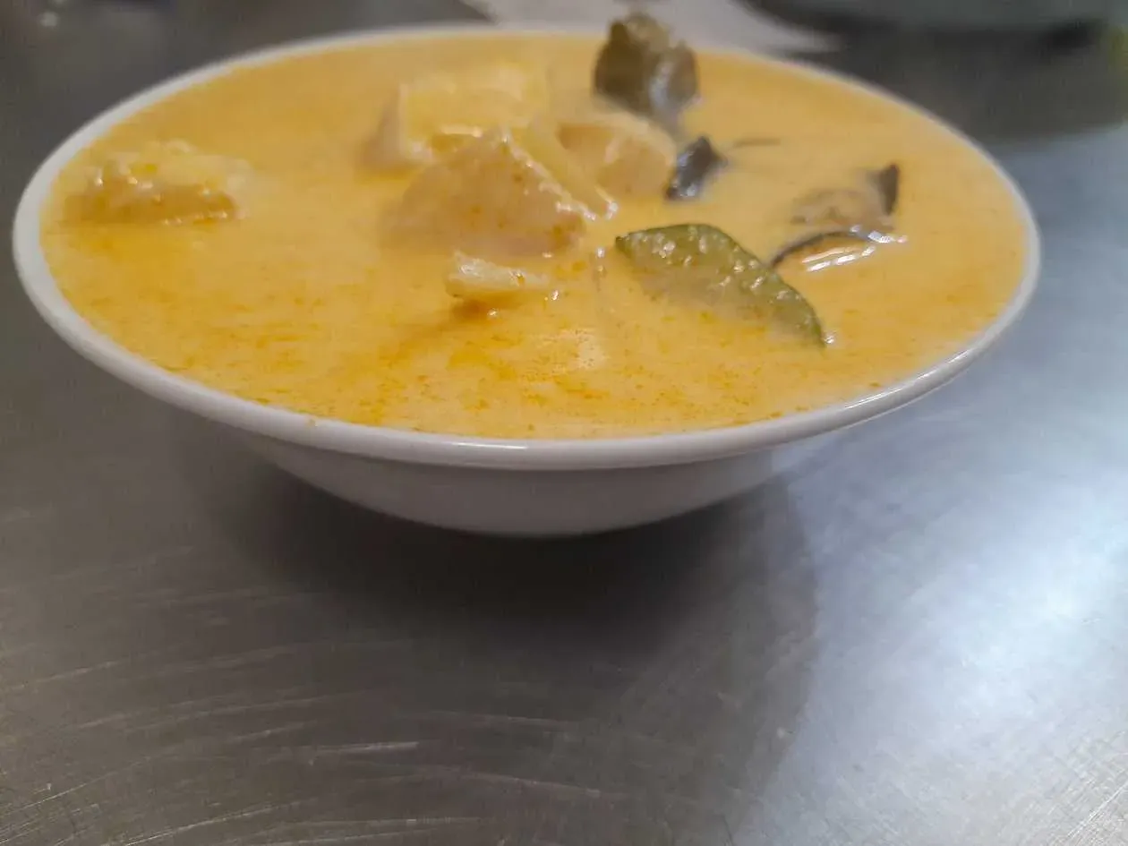 Thai Red Curry (Chicken)