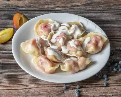 Dumplings with Strawberries