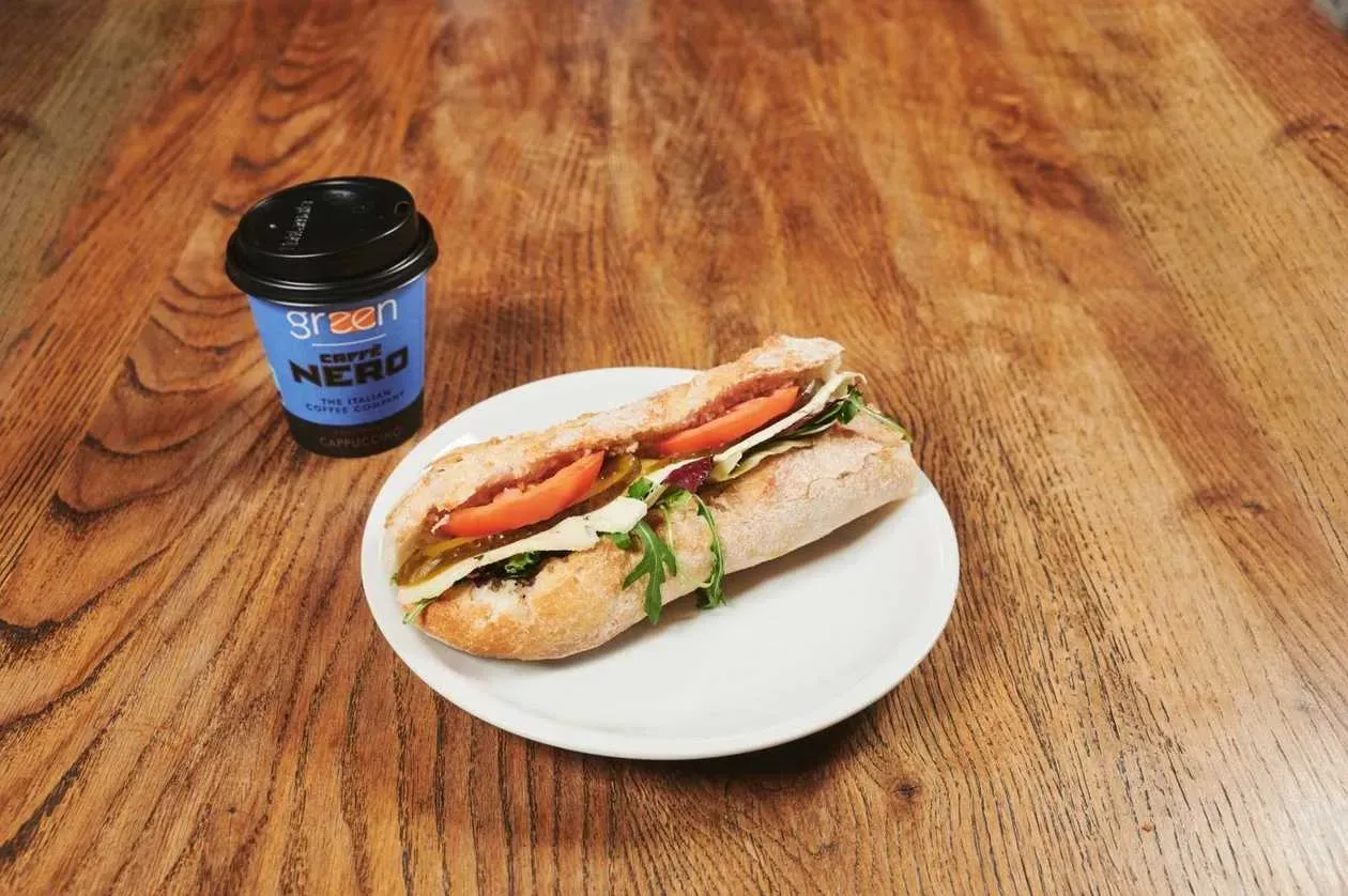 Bagietka Firmowa + Flat White