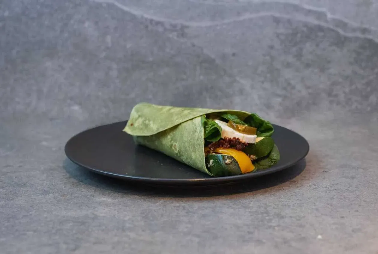 Tortilla z serem brie