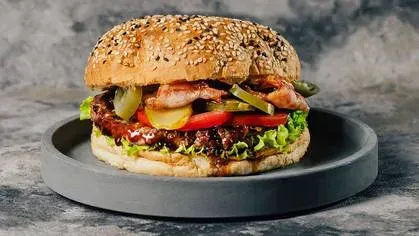 Teriyaki-Mango Burger