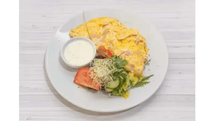 Omlet z szynką