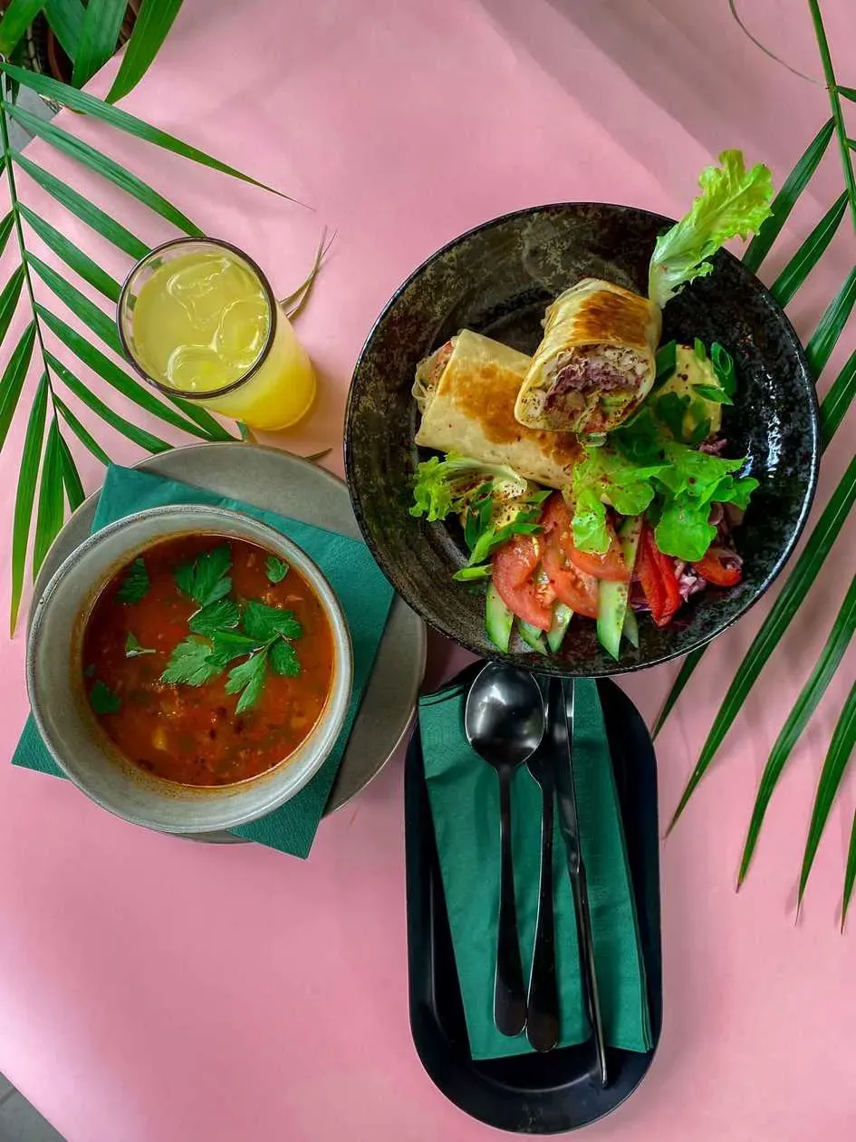 Pink Lunch
