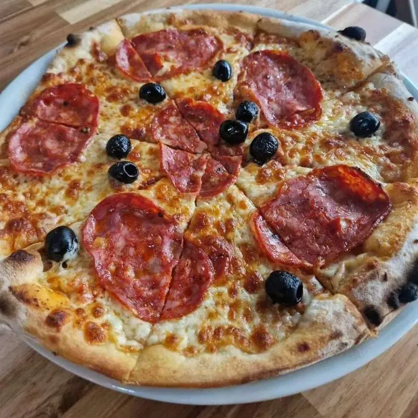 Pizza Diavola