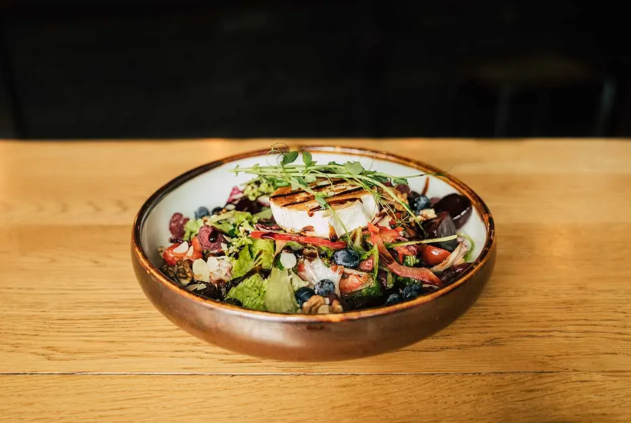 Salad with Grilled Goat Cheese
