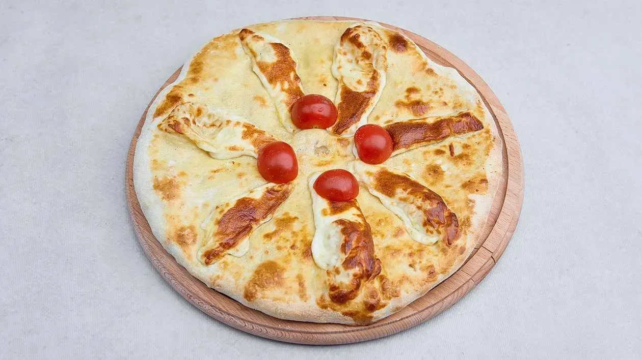 Kubdari with Cheese