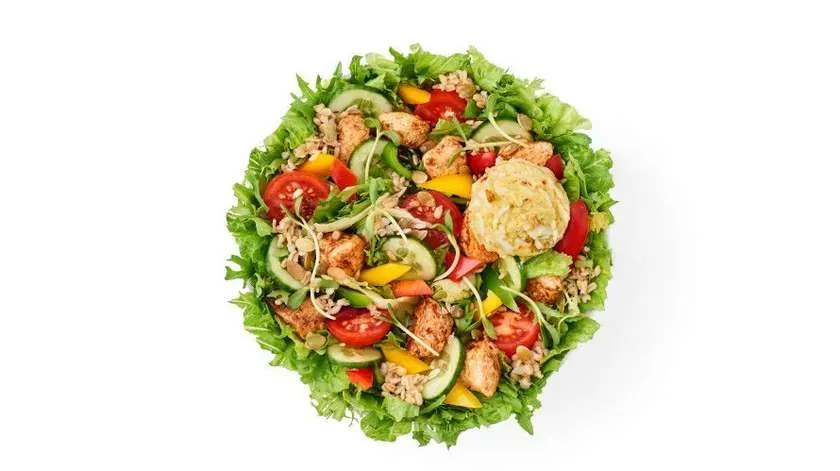 Salad Chicken Pasta Avokado