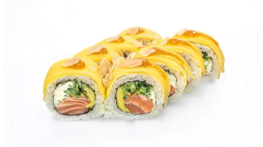 Rolka №6 mango i łosoś