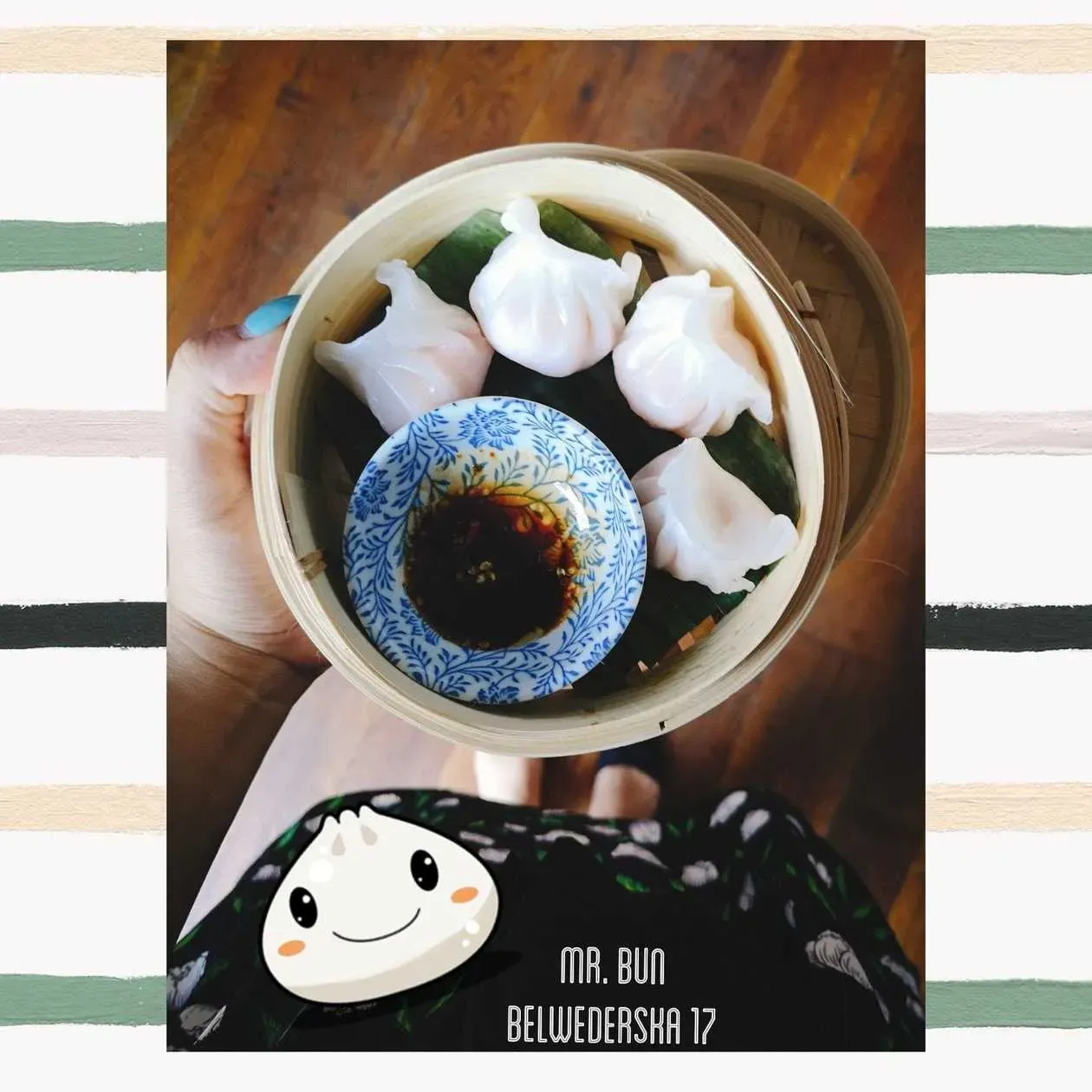 HACAO PIEROGI - rice flour dumplings with shrimps, bamboo and steamed vegetables 4 pcs.